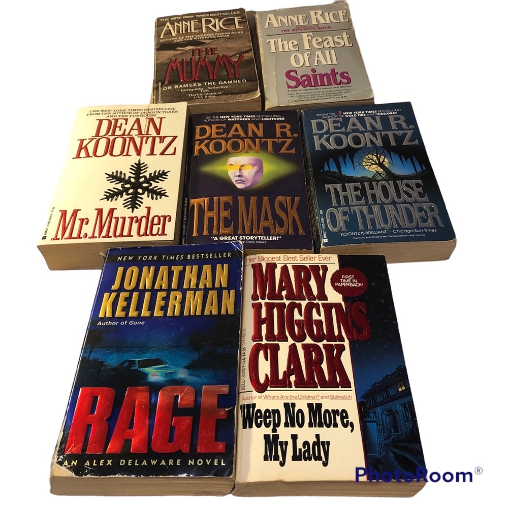 Lot of Vintage Horror/Mystery paper backs